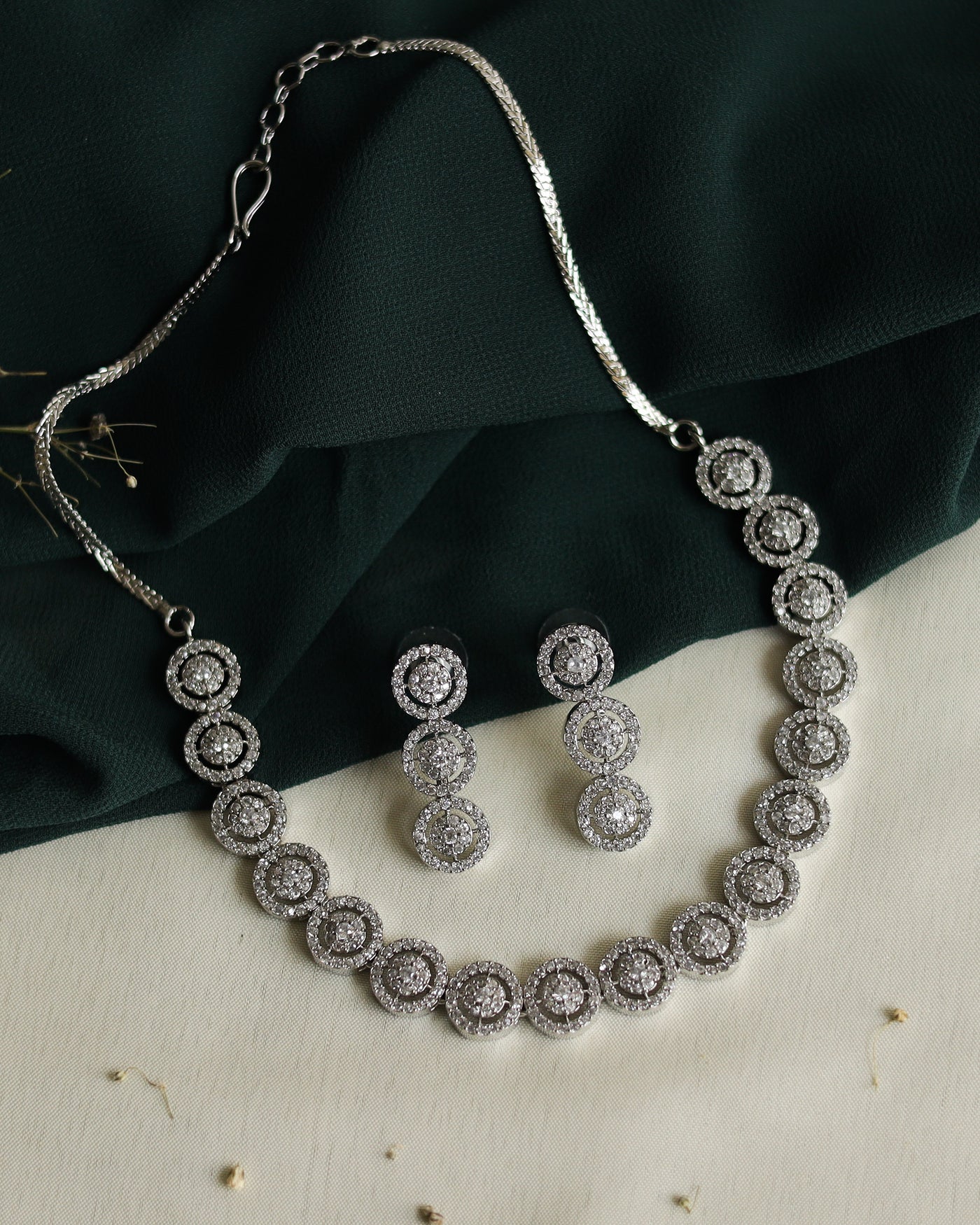 HELEN SET