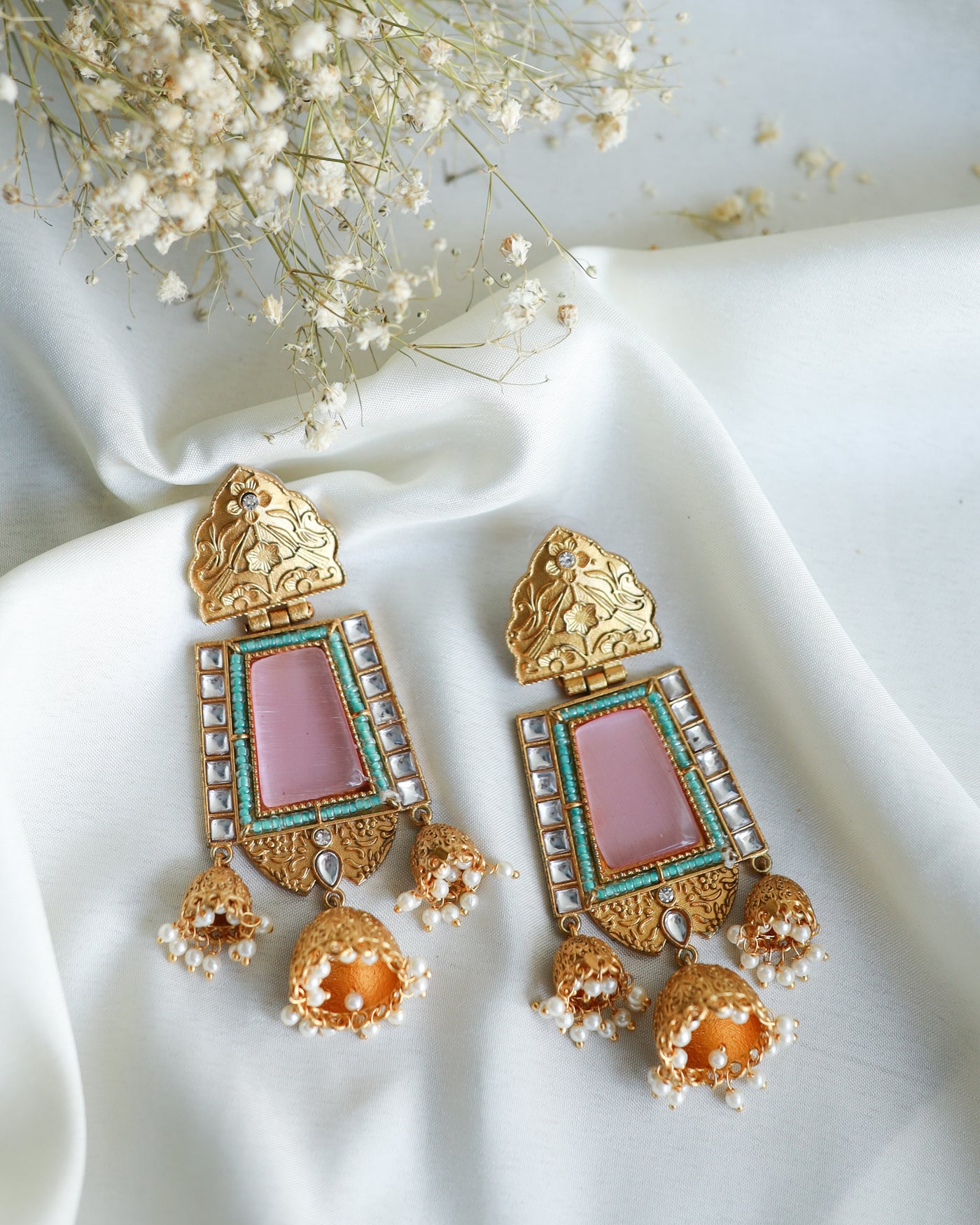 VANDANA EARRINGS