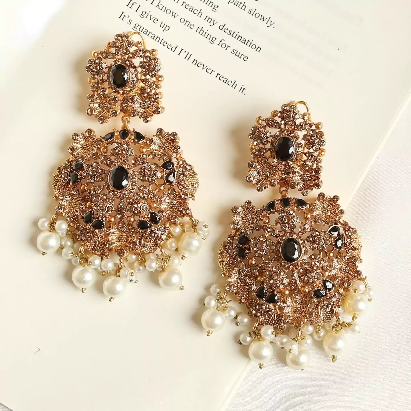 ALKA EARRINGS