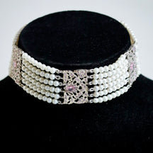 RUTAAB CHOKER