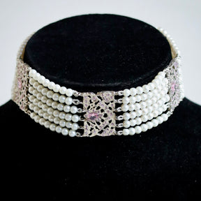 RUTAAB CHOKER