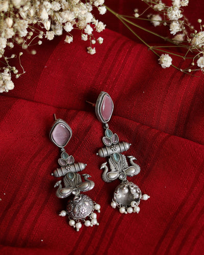 VAMIKA EARRINGS