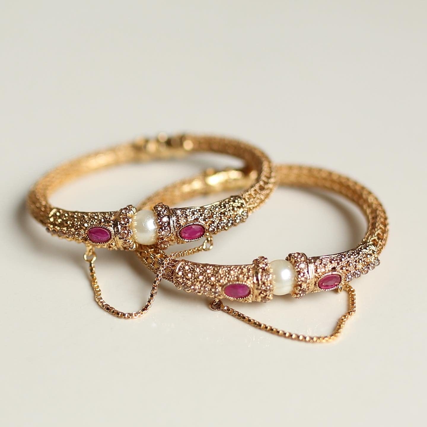 ANSHA BANGLES