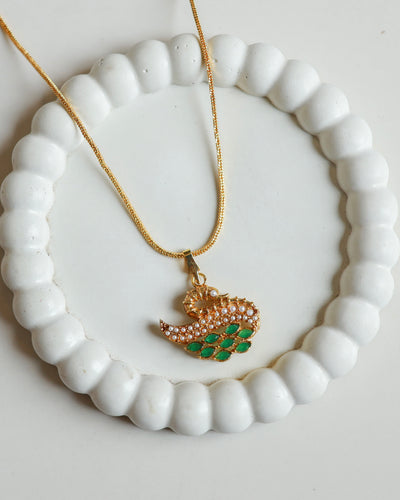SWAN PENDANT