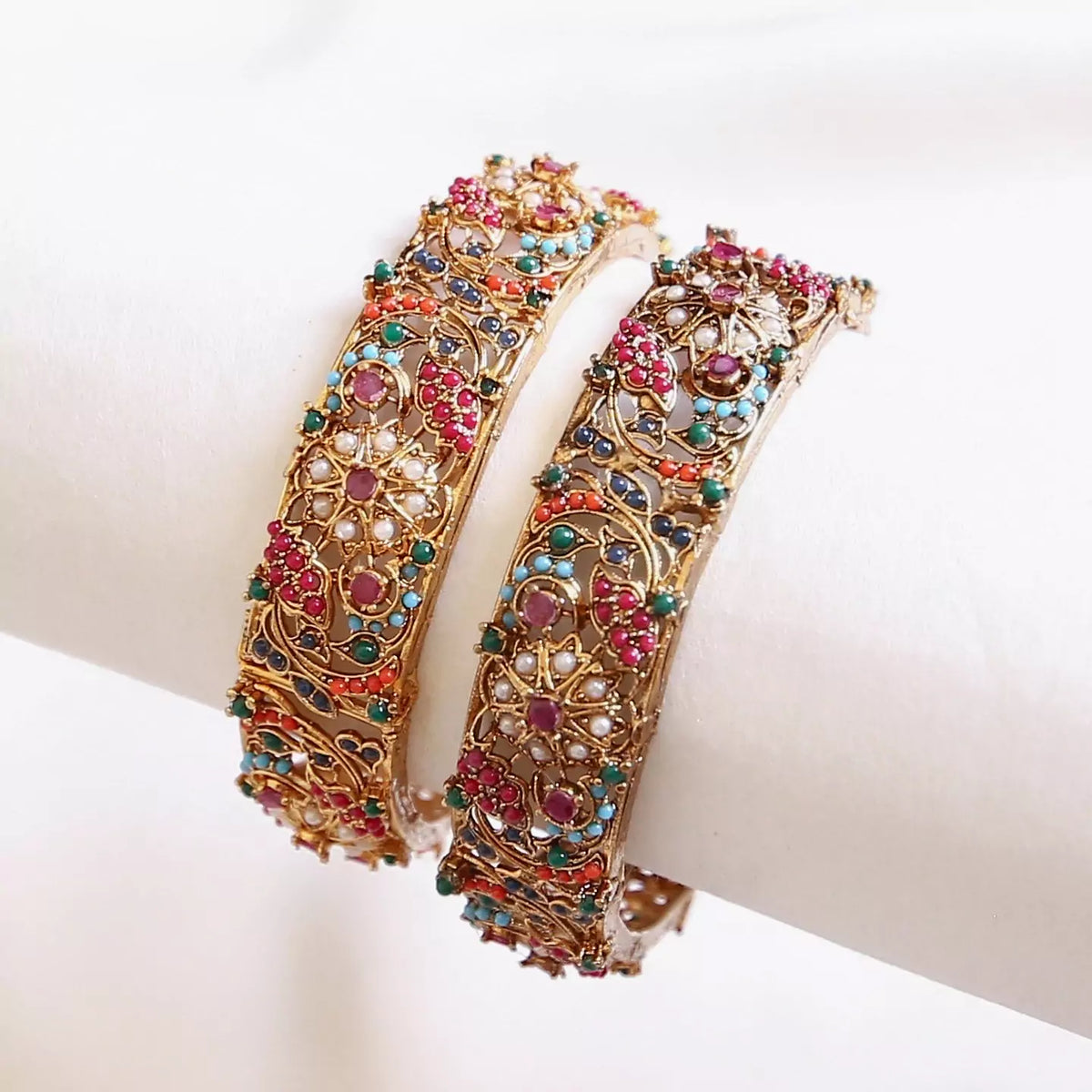 PREETH BANGLES