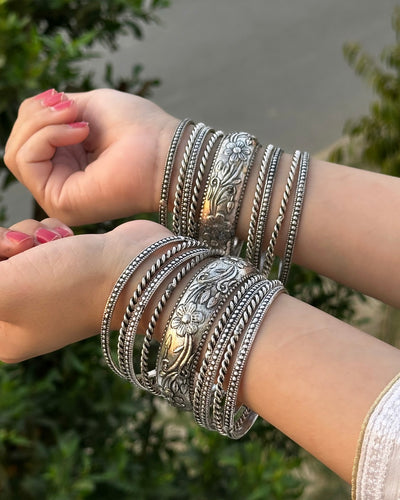BEENISH BANGLES