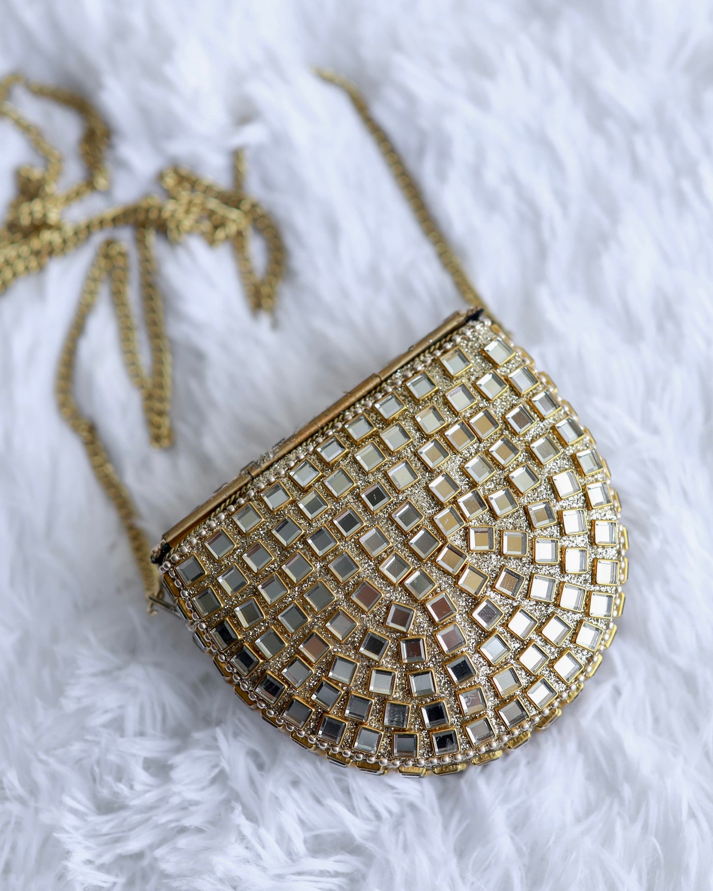 FARIYA CLUTCH