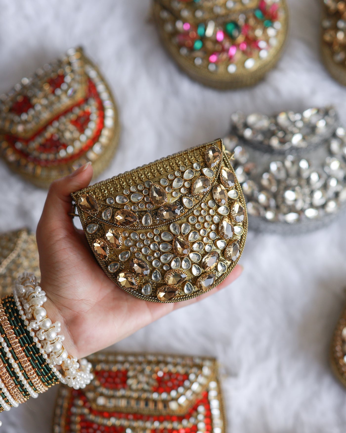 ROSHANI CLUTCH
