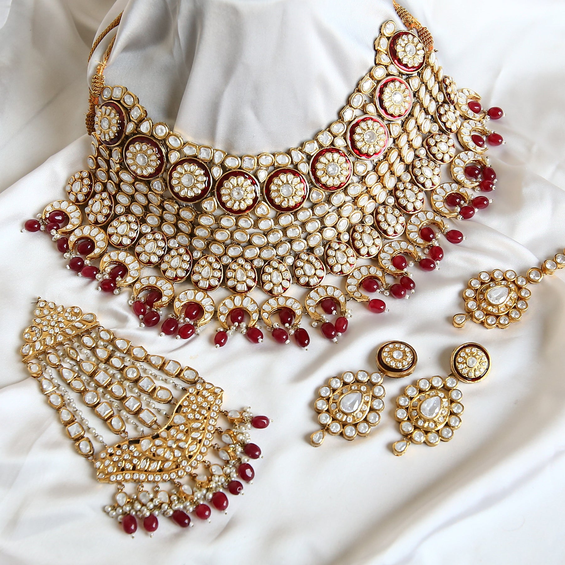 RAANI SET