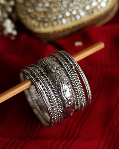 BEENISH BANGLES