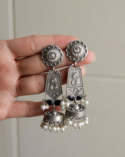 JHASI EARRINGS