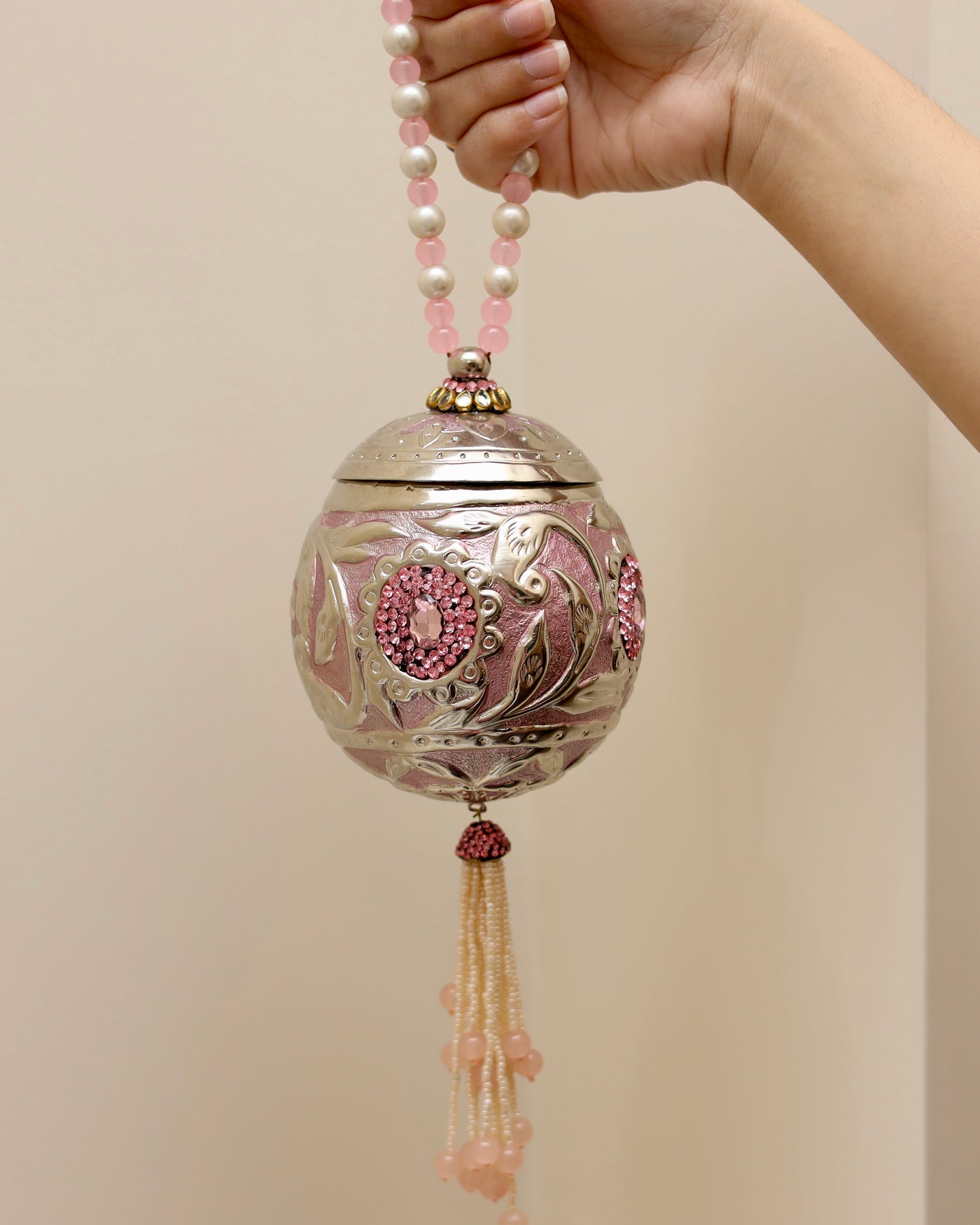 JASMINE CLUTCH