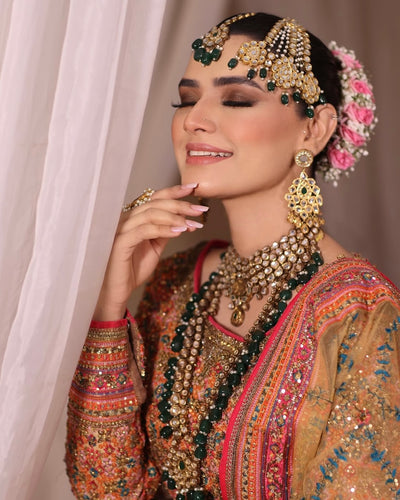 ZAHRA HASSAN SET