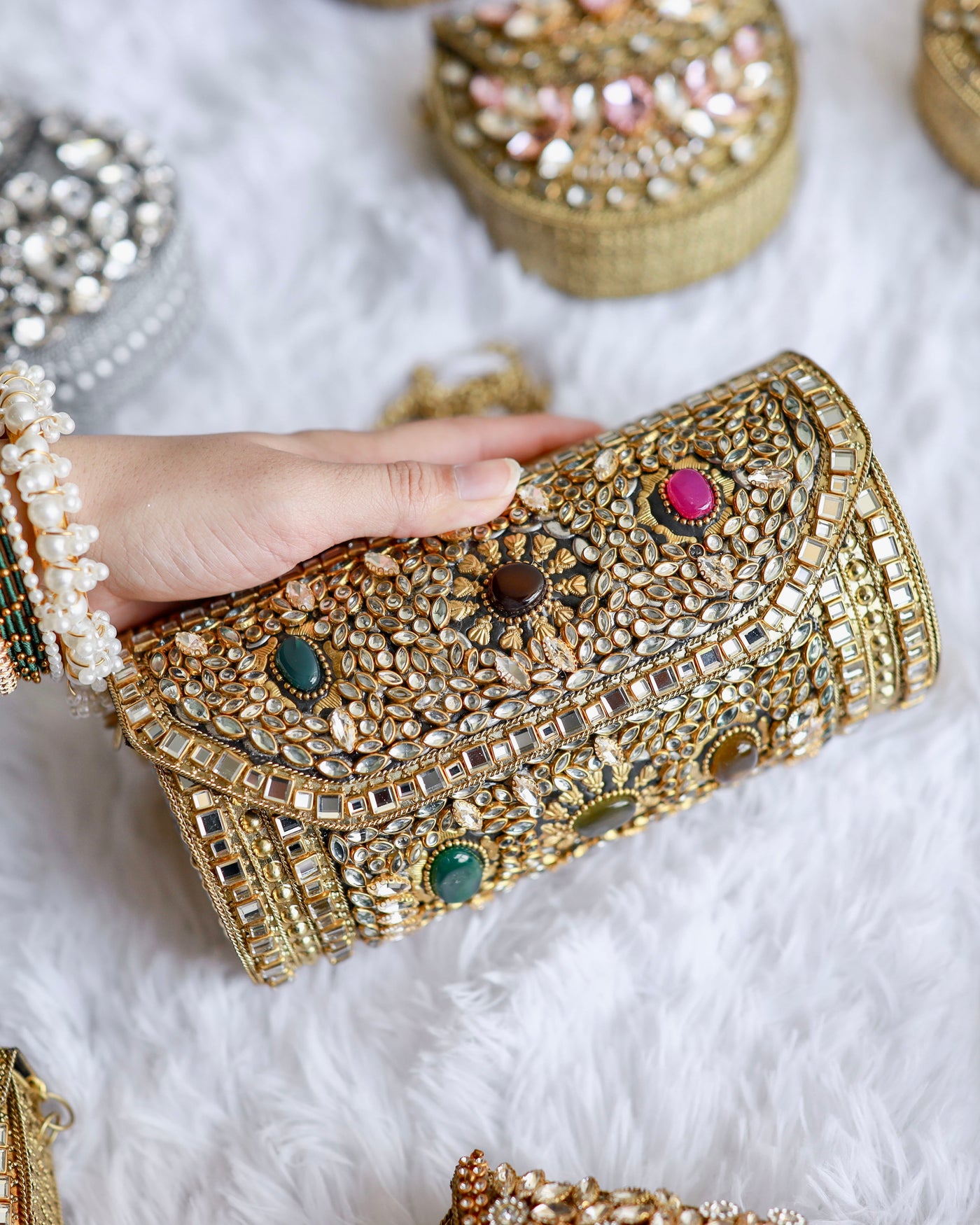 NIKHAT CLUTCH