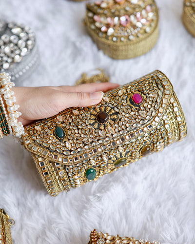 NIKHAT CLUTCH