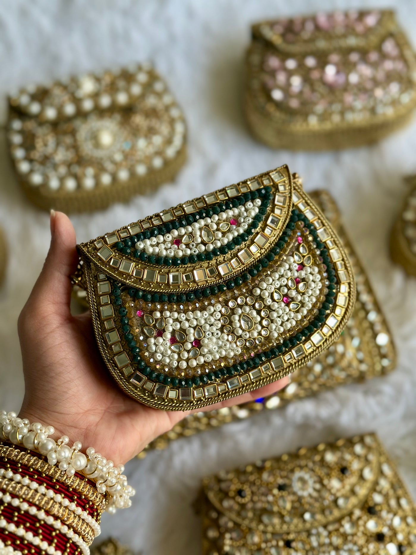 ZARNOOR CLUTCH