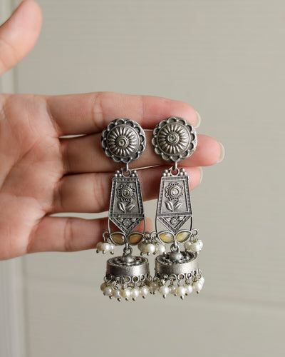 JHASI EARRINGS
