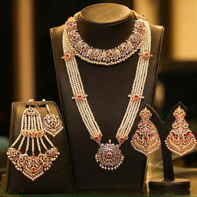 NEETI SET