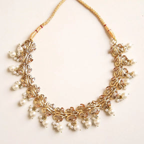 SHEHNAI CHOKER