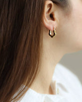 BELLE HOOPS