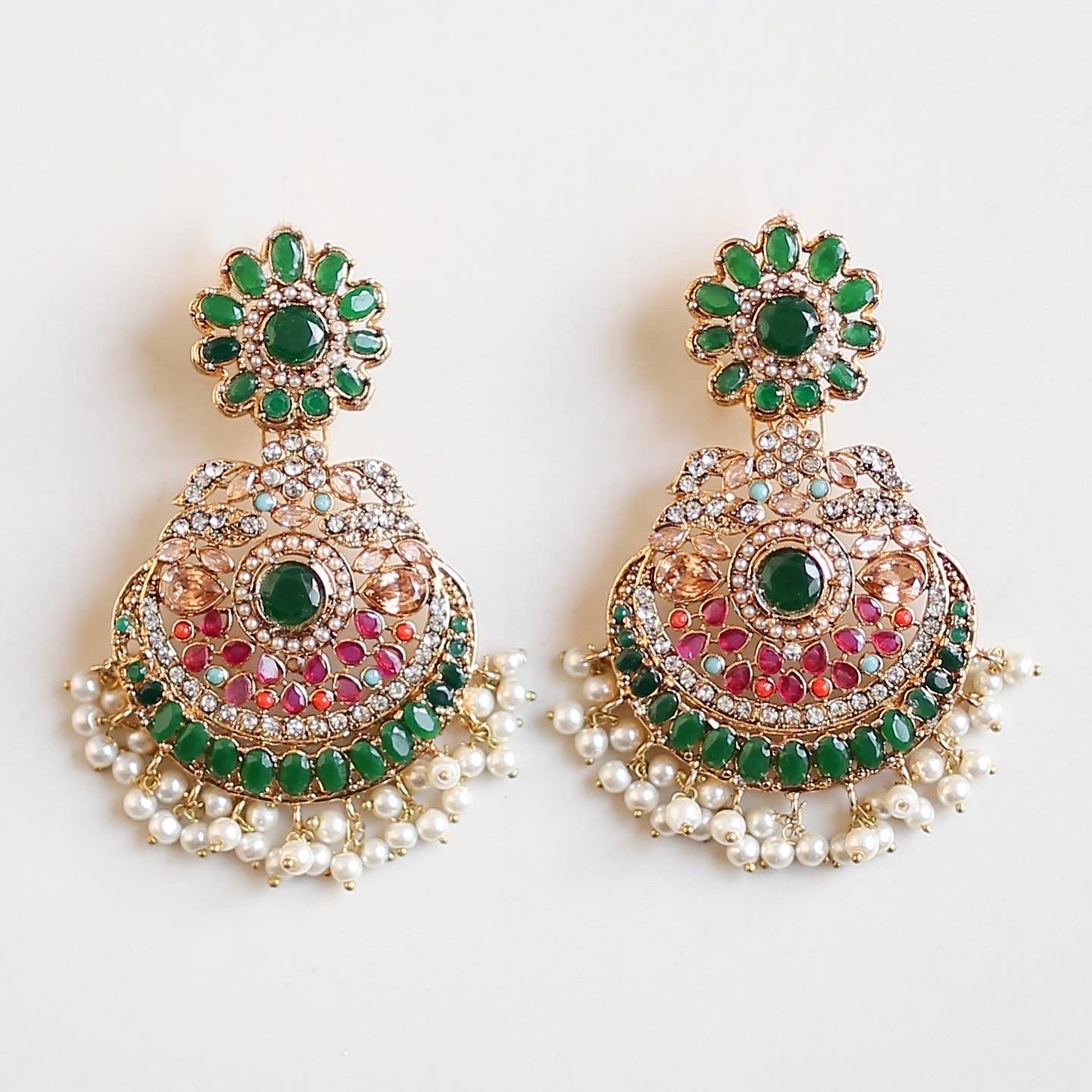 Green Rajputi Jewelry Set with Round Necklace