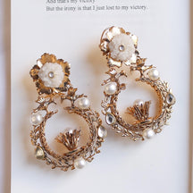 DELLA EARRINGS