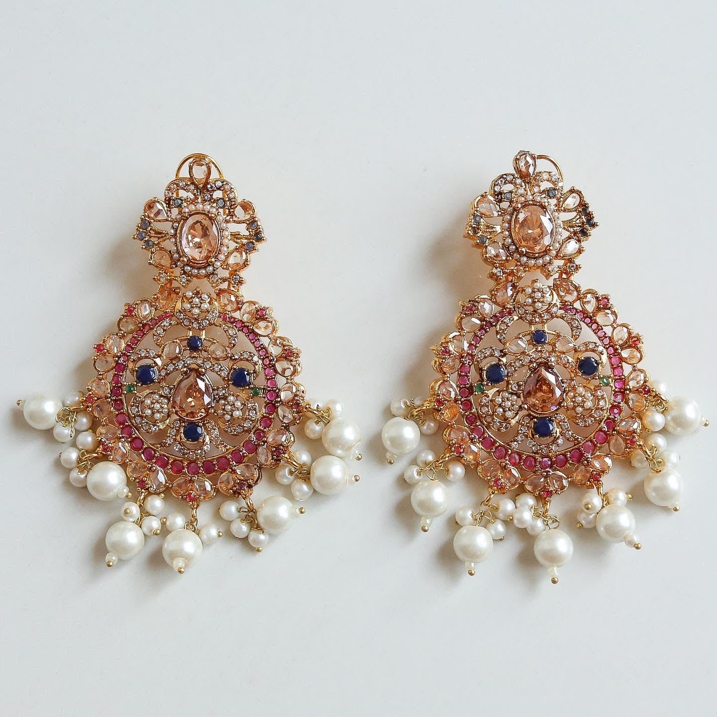 ARADIA EARRINGS - CHAMPAGNE