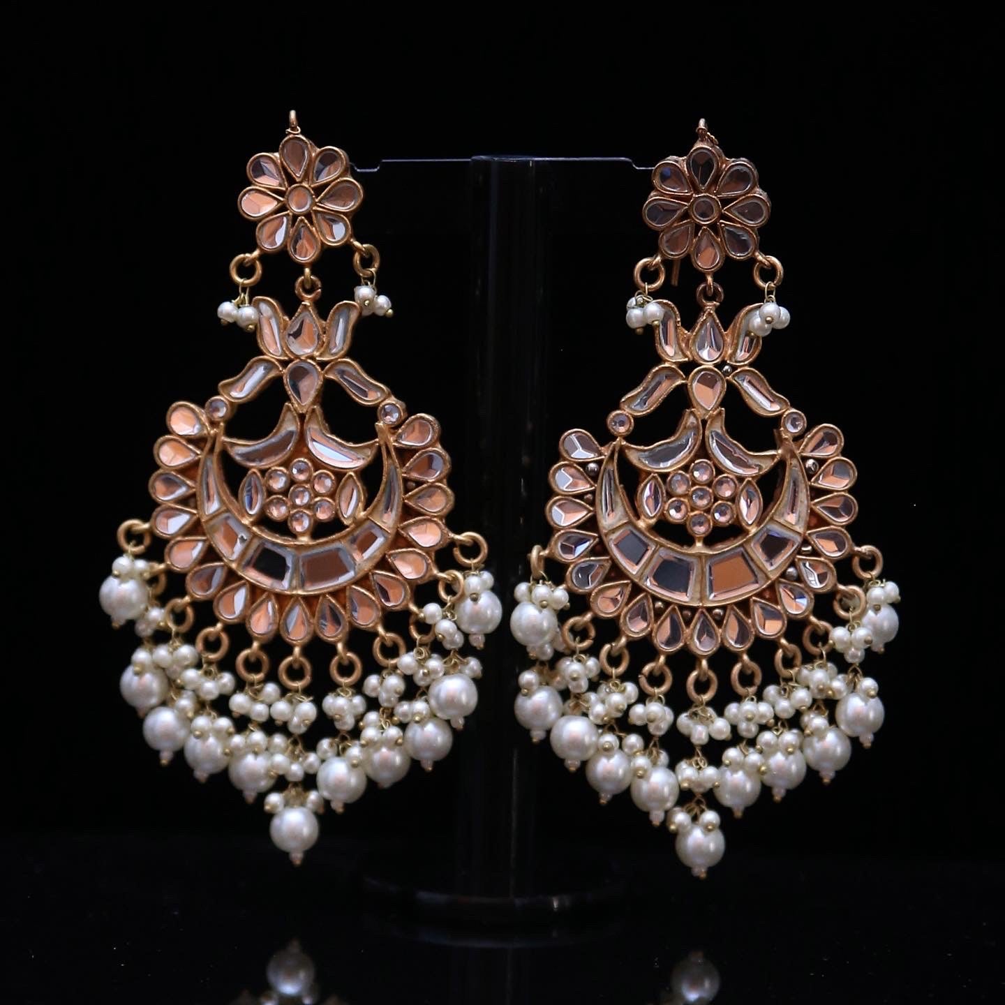 MONAH EARRINGS