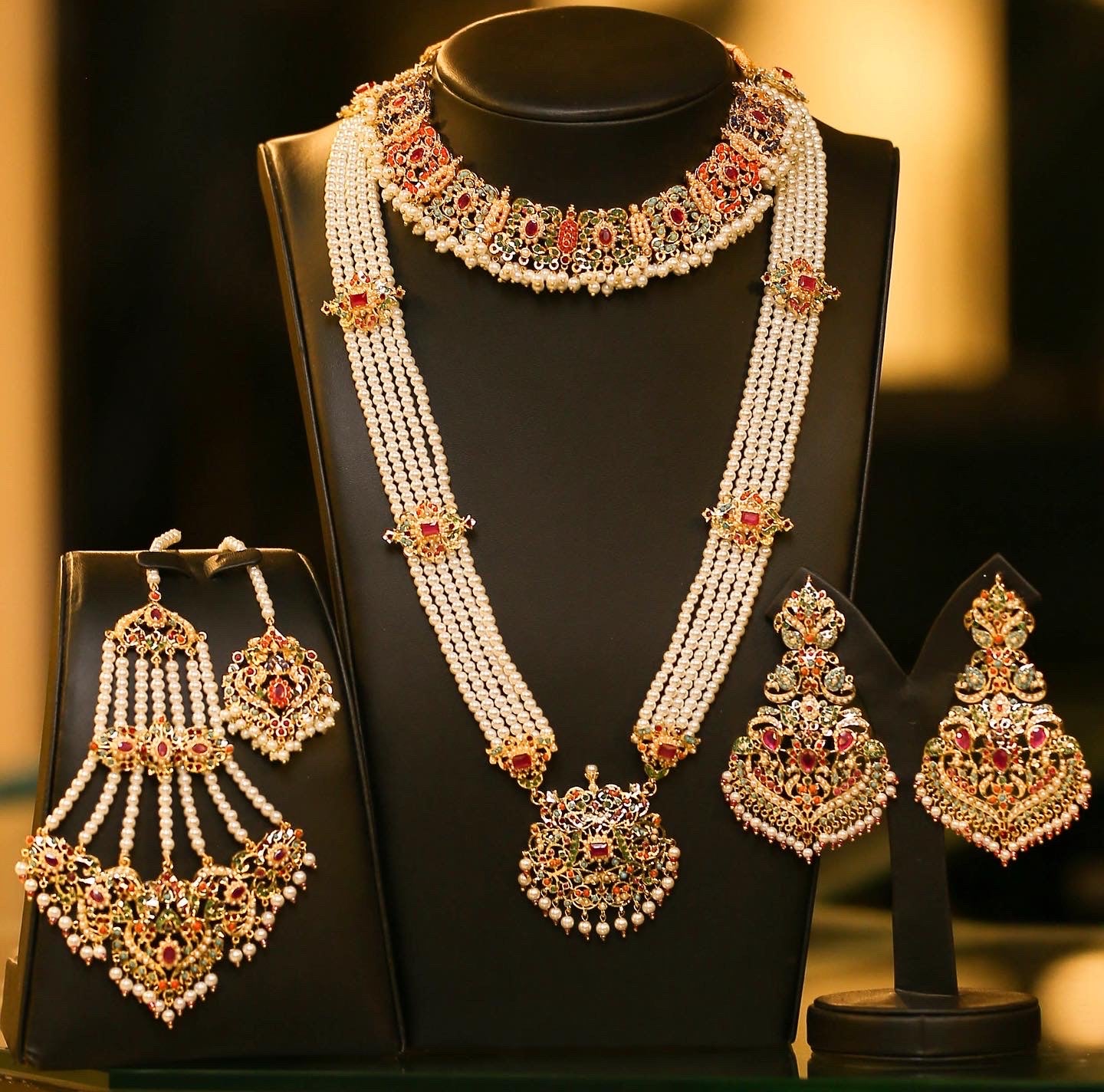 NEETI SET