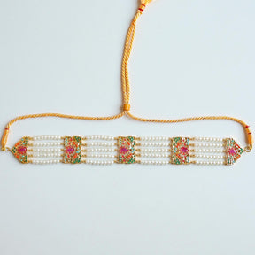 RUTAAB CHOKER